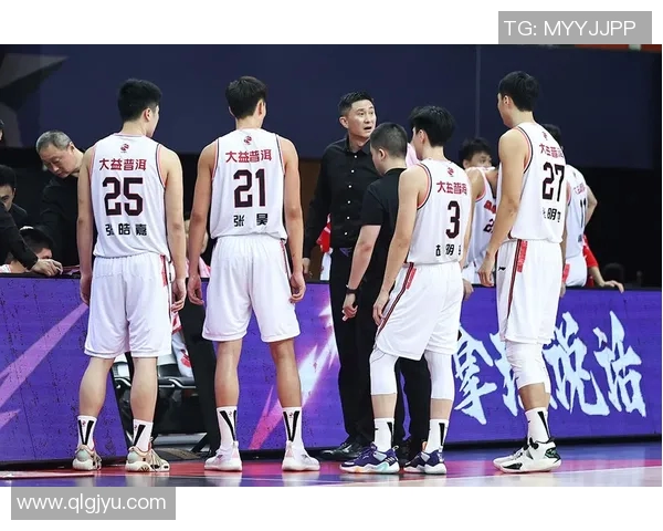 任骏飞领衔新一季篮球盛宴展现个人风采与团队协作的完美结合 任骏飞领衔新一季篮球盛宴展现个人风采与团队协作的完美结合